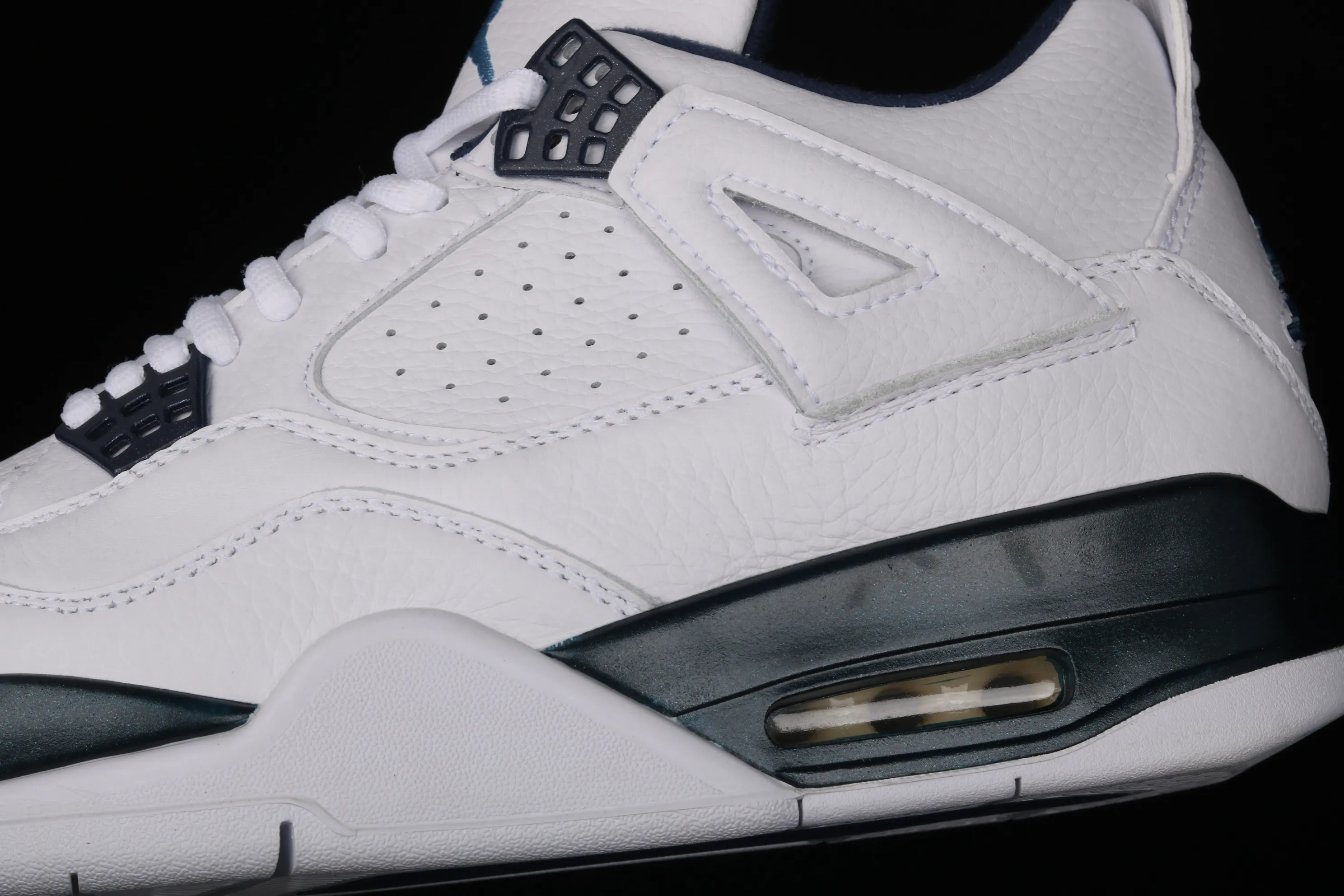 All Categories Air Jordan Jordan Series Basketball Shoes Air Jordan 4 Pure Original Air Jordan 4 Retro LS AJ4 Joe 4 Columbia Blue First Layer Basketball Shoes 314254-107